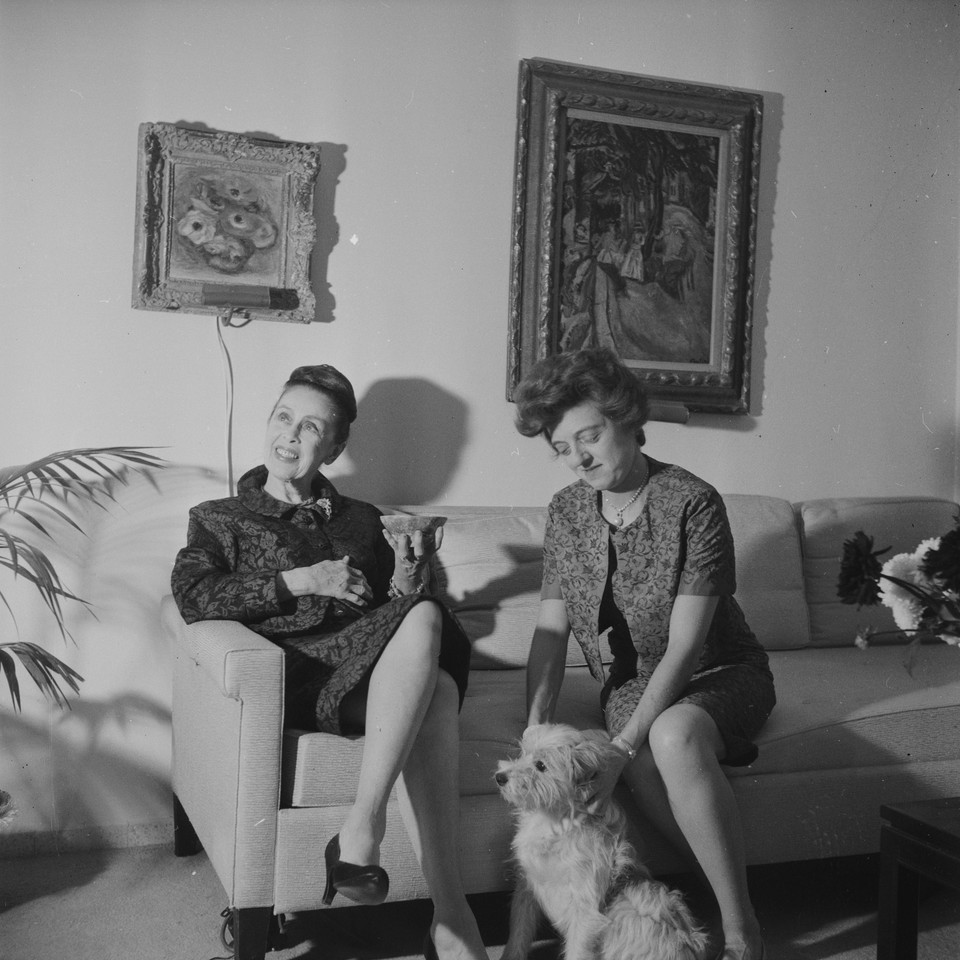 Batsheva de Rothschild (1914-1999) z Marthą Graham (po lewej)