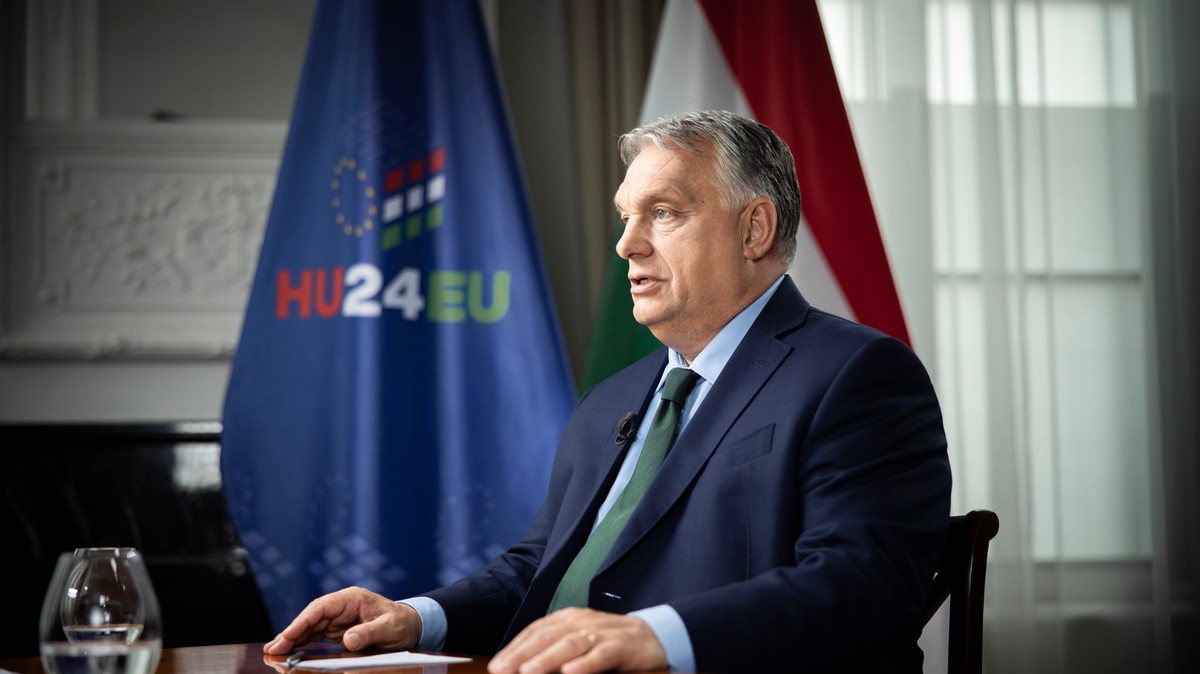Ébredő új erő: a spanyol VOX is csatlakozik Orbánék új pártcsaládjához
