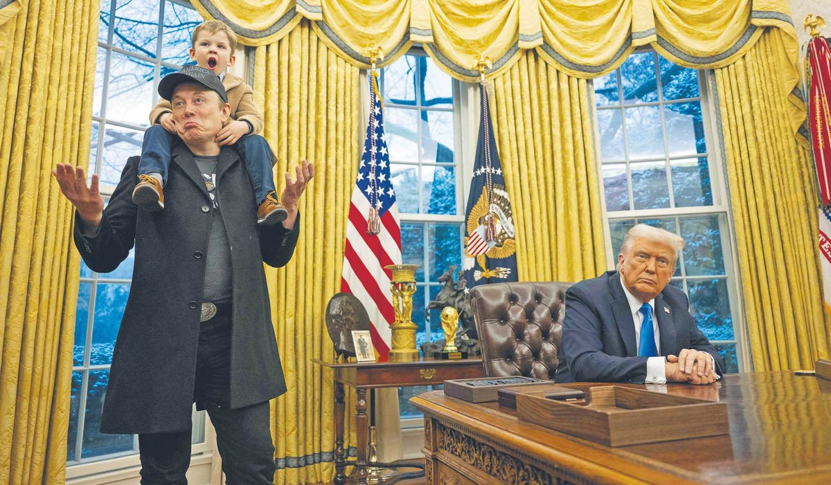 Elon Musk (z synem) i Donald Trump podczas spotkania z prasą w Gabinecie Owalnym w Białym Domu. 11 lutego 2025 r.