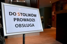 "Jesteśmy gotowi z protokołami sanitarnymi". Wiceminister o przygotowaniach do luzowania obostrzeń