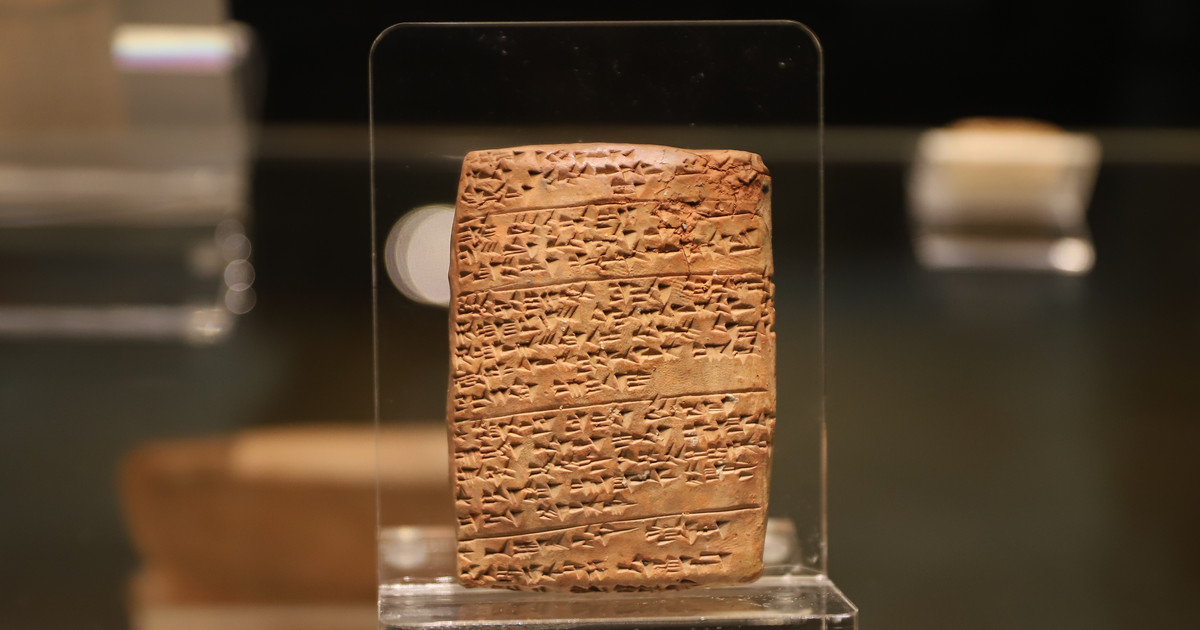 Artificial intelligence will help decipher cuneiform tablets from thousands of years ago