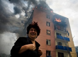 Życie pod gradem bomb