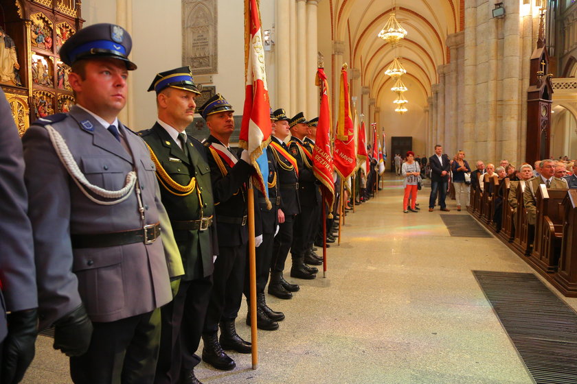 Łódź oddała cześć bohaterom w dzień Wniebowzięcia Najświętszej Maryi Panny i Święto Wojska Polskiego