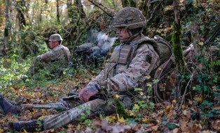 Ukraińcy z Legii Cudzoziemskiej będą zwolnieni ze służby. Z pełnym uzbrojeniem pojadą do kraju