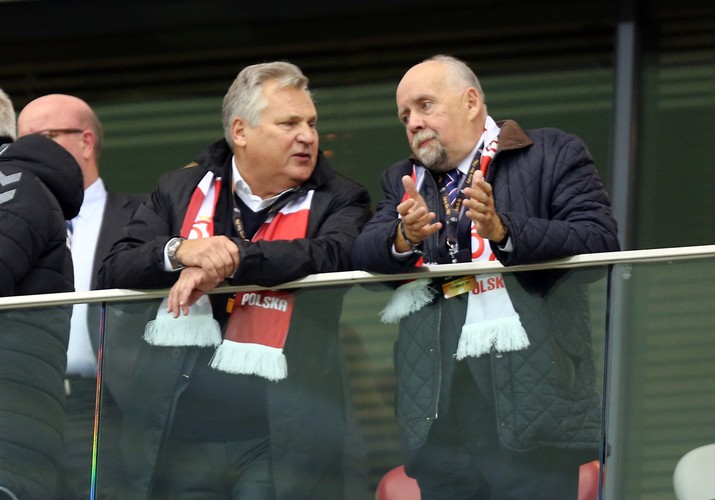 Lis z córką, Olejnik z partnerem i żony piłkarzy. Oni wszyscy 'na żywo' dopingowali Polaków