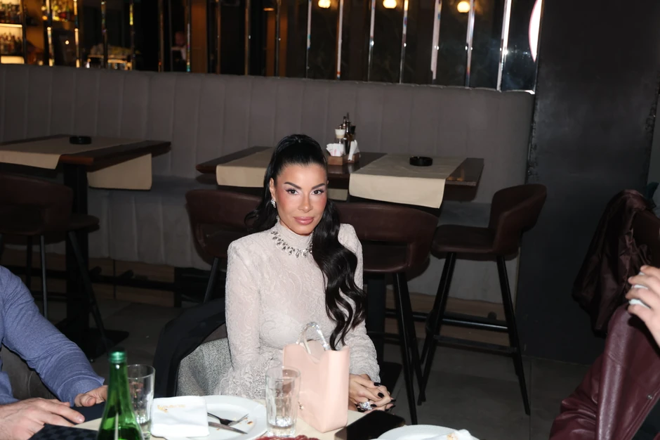 Mia Borisavljević promocija