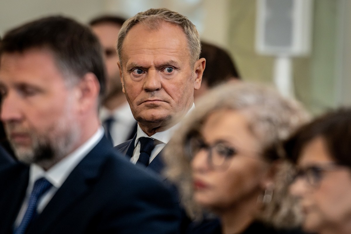 Francuskie media krytycznie o Tusku. "Rewolucja nie udała się"