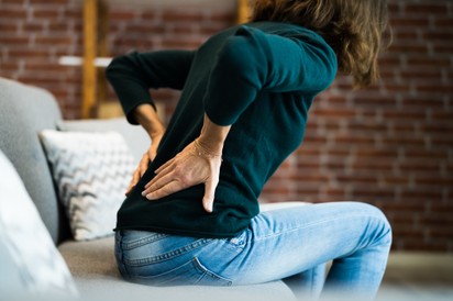 Stressz okozta hátfájás: ennyit ér ellene a hialuronsavas injekciókúra