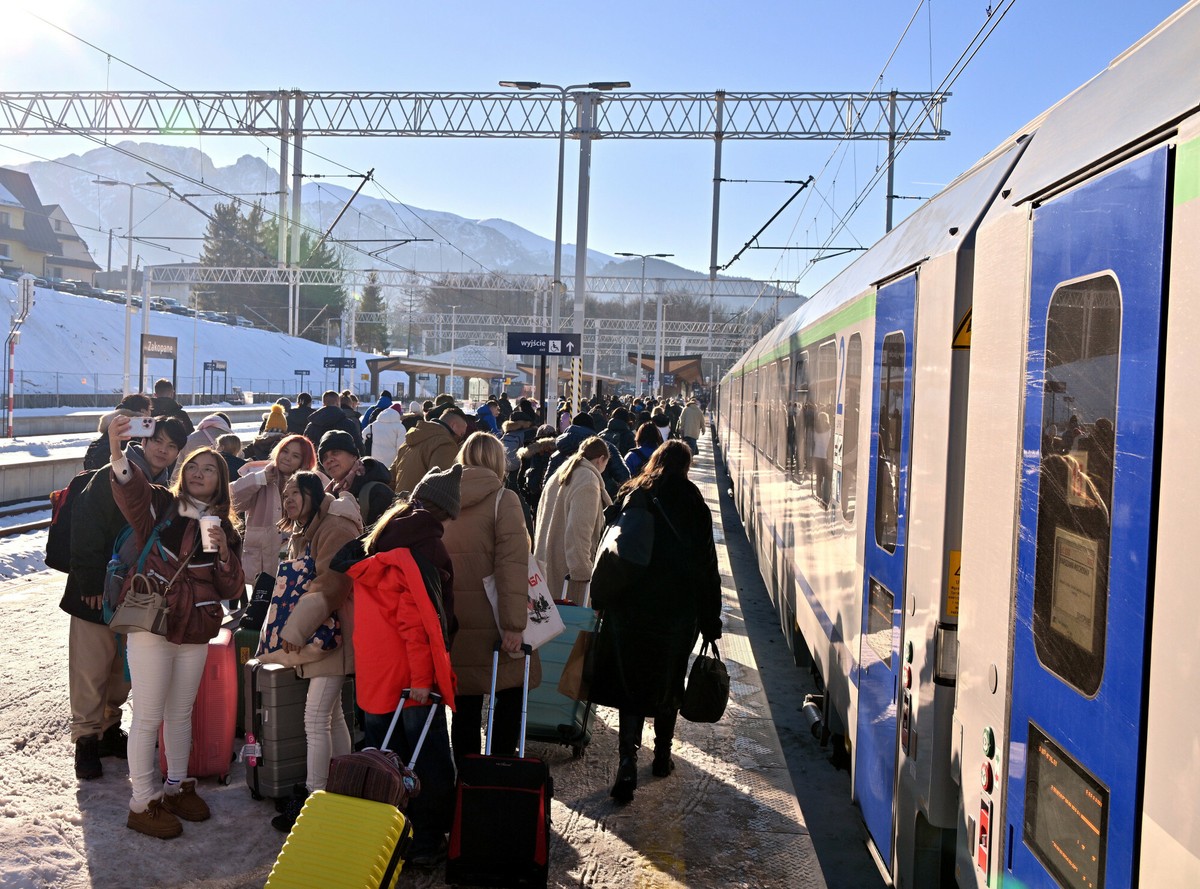 Rodzinne rabaty, bilety za złotówkę i weekendowe promocje. Kolej gotowa na ferie zimowe