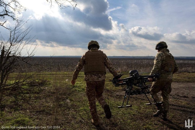 dron, ukraina, baba jaga