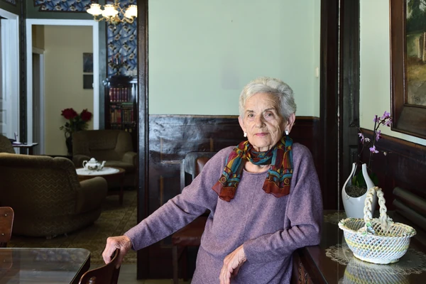 Baka Rada (74) iz Beograda iz TESTAMENTA izbacila svoje četvoro dece i KOMŠILUK BRUJI o tome kome će ostaviti nasledstvo: "Kuća će sigurno pripasti njoj"