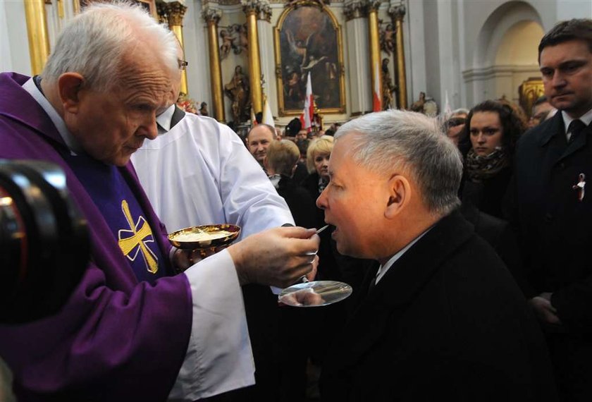 Jarosław Kaczyński, modlitwa, kościół