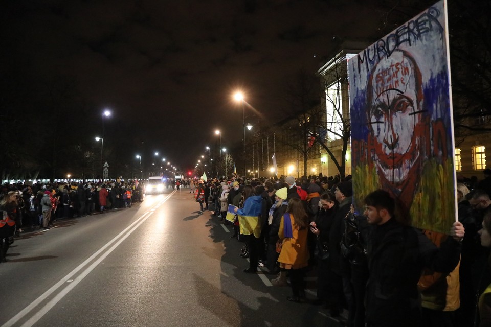 Manifestacje solidarnościowe z Ukrainą w Warszawie, 25 lutego