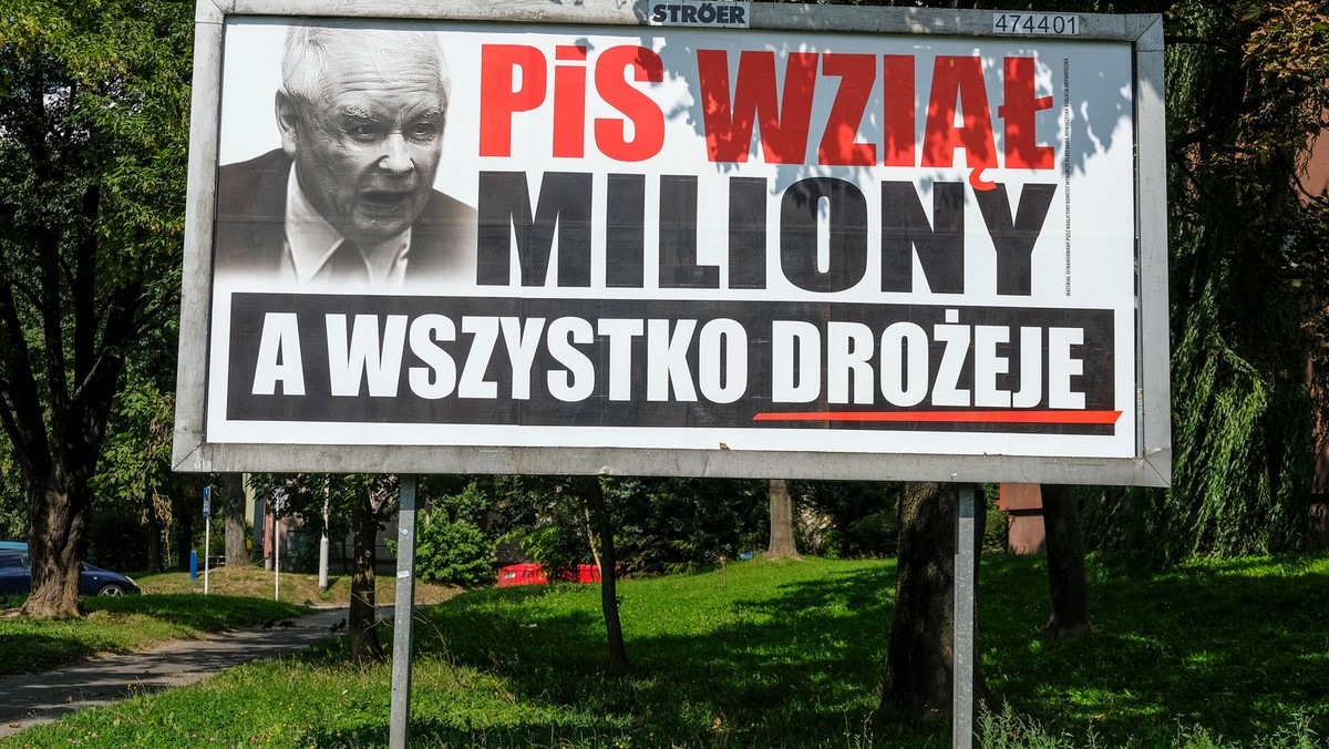 Billboardy z Jarosławem Kaczyńskim. Ruszyła kampania opozycji