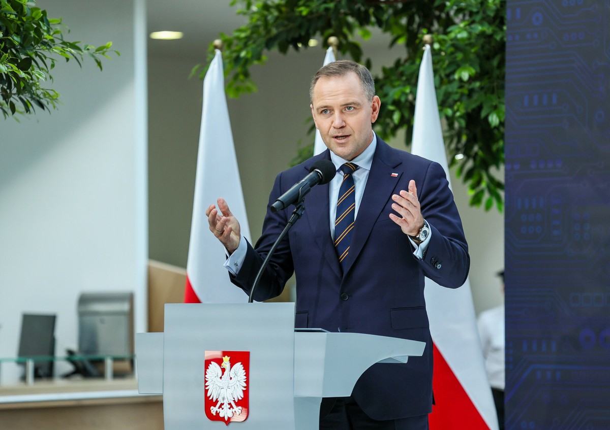 Czy prezydent powinien podpisać ustawę o osobie najbliższej? Oto co sądzą Polacy [SONDAŻ]