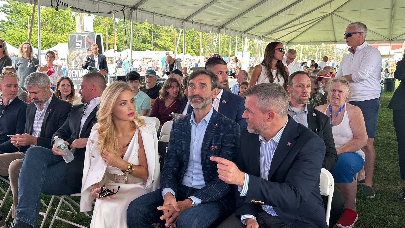 Martina Šimkovičová, Peter Pellegrini a Juraj Blanár v New Jersey na festivale krajanov v USA