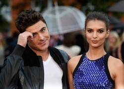 Emily Ratajkowski piękna u boku Zaca Efrona. Będzie z niej gwiazda kina? [ZDJĘCIA]