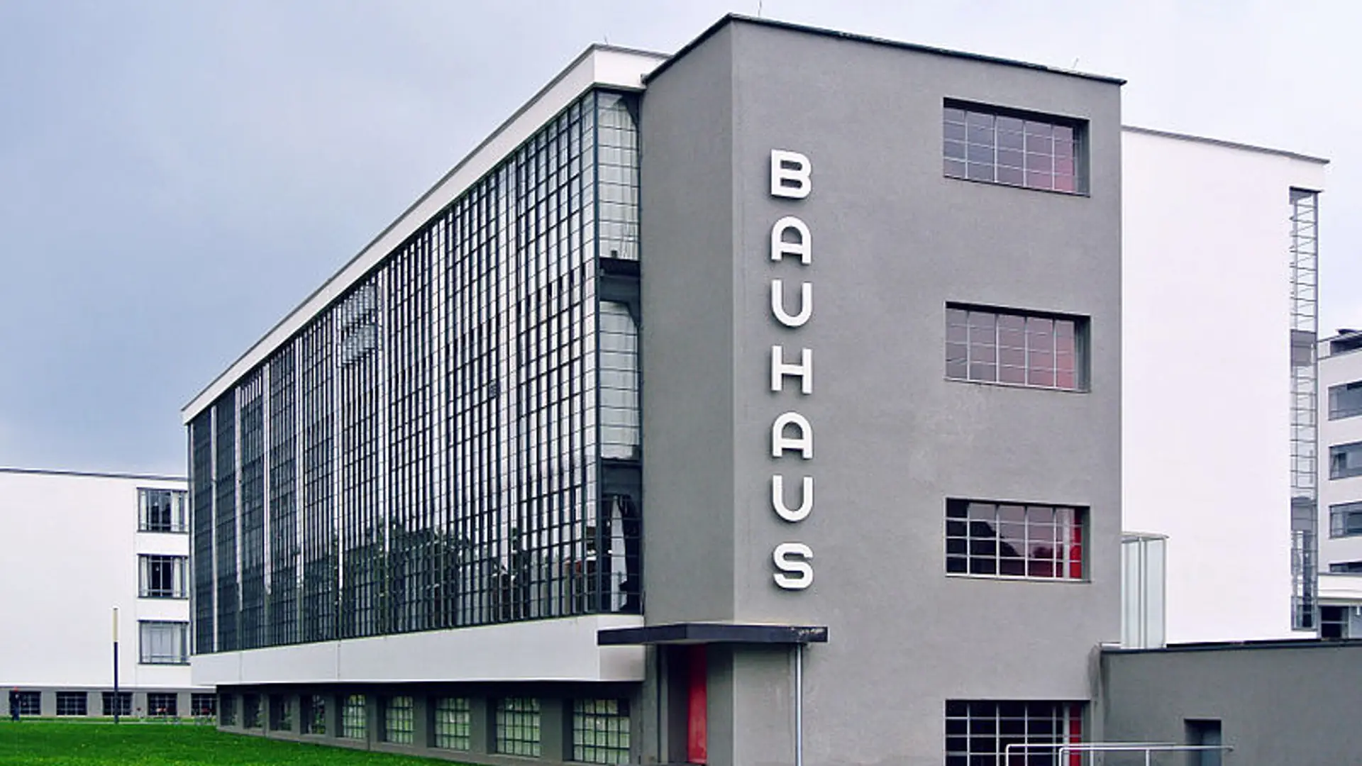 Nowy Bauhaus. Czy dzięki "zielonym" domom i autom Europa zostanie pierwszym kontynentem neutralnym klimatycznie?