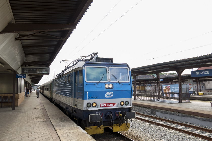 Pendolino dojedzie tylko do Katowic i Sosnowca 