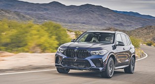 To kobieca konsumpcja ciągnie gospodarkę [FELIETON]