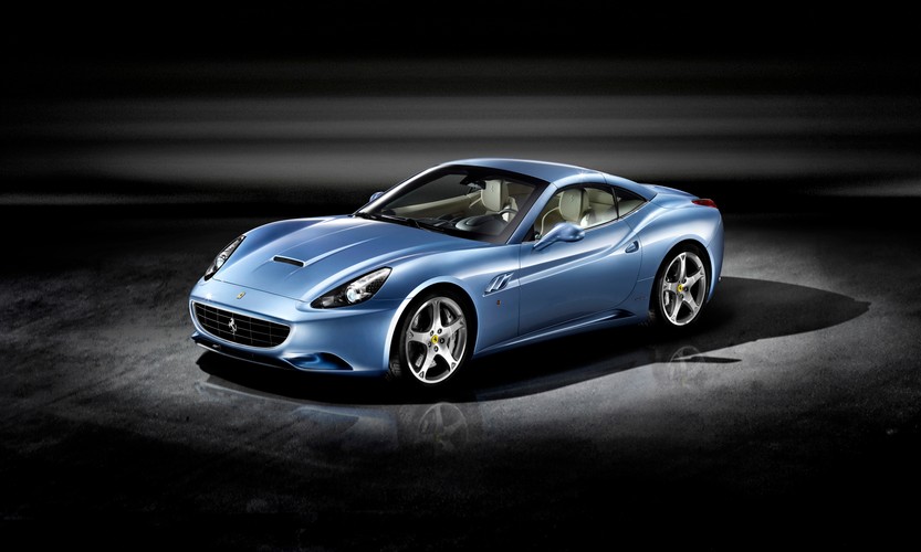 Kolor tego pięknego cacka nazywa się Azurro California