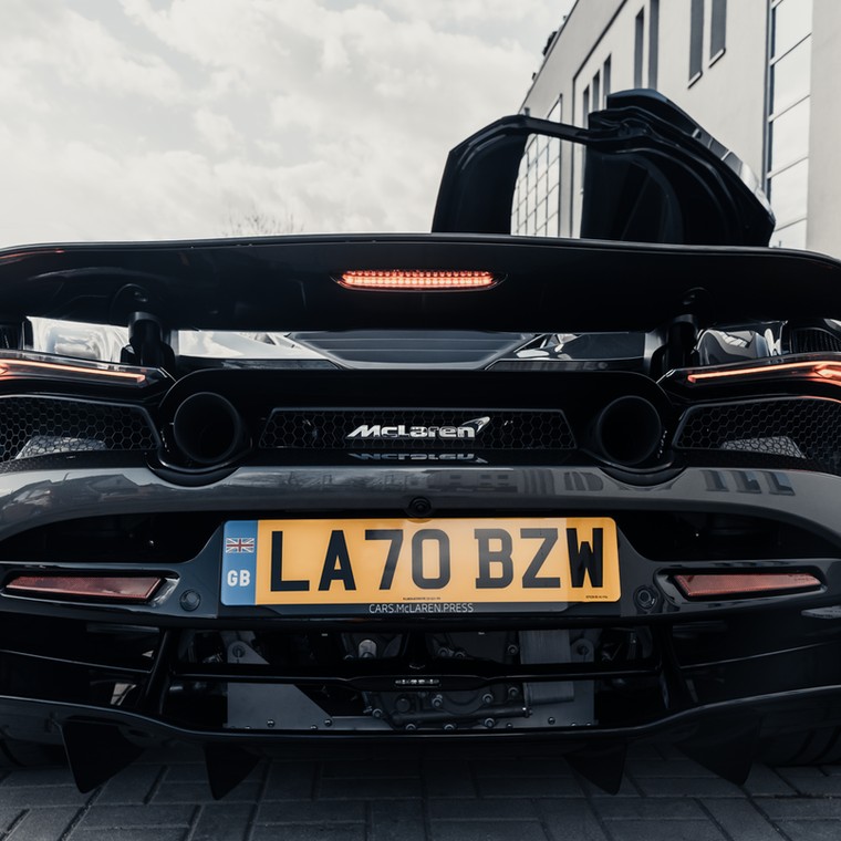 Hubert Hurkacz i McLaren 720S