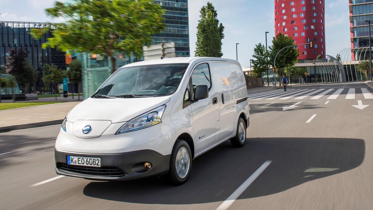 nissan e nv200 electric van price