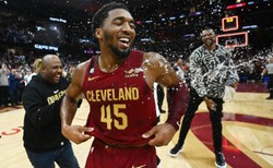 Liga NBA. Mitchell dołączył do grona legend NBA, zdobył 71 punktów