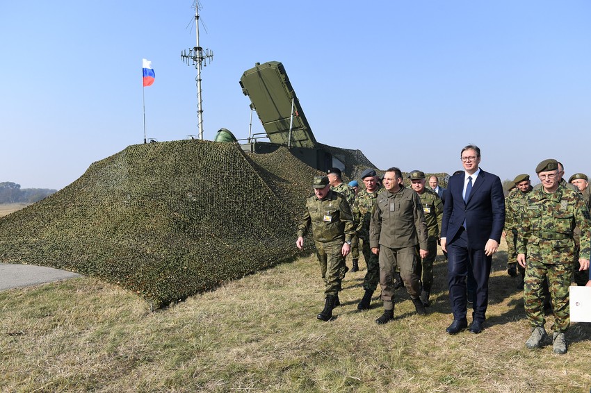 Aleksandar Vučić na vežbi vojske Srbije i Rusije "Slovenski štit" prošle godine