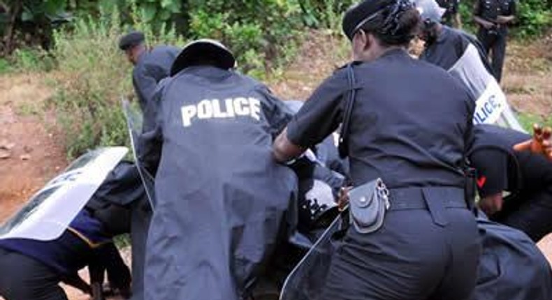 Illustrative Photo of a group of Nigerian Police officers (Bukchris)