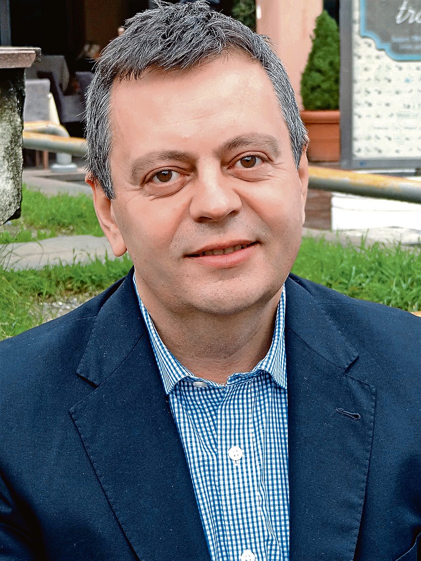 dr Mihail Arandarenko 