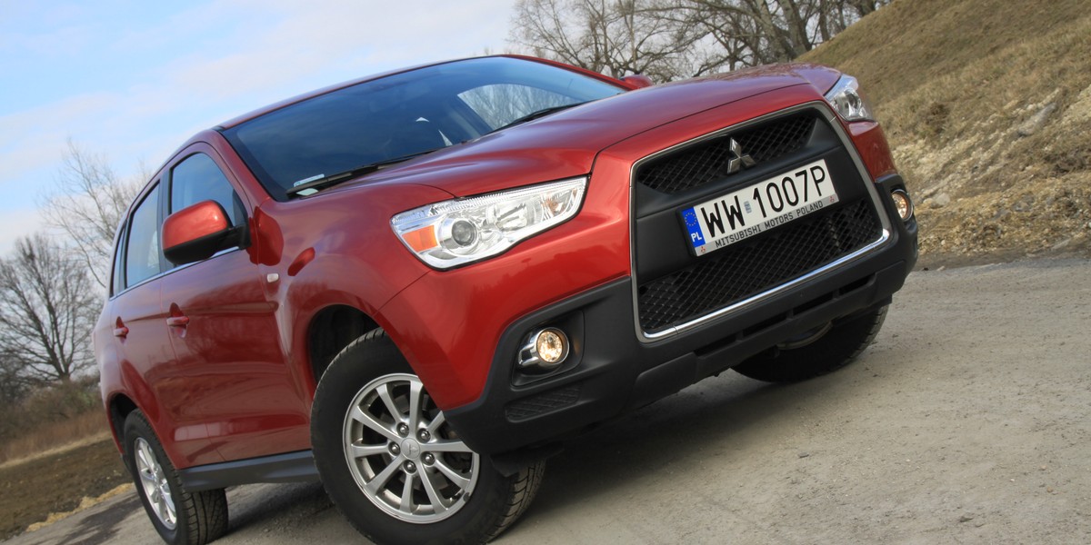 Mitsubishi w 12