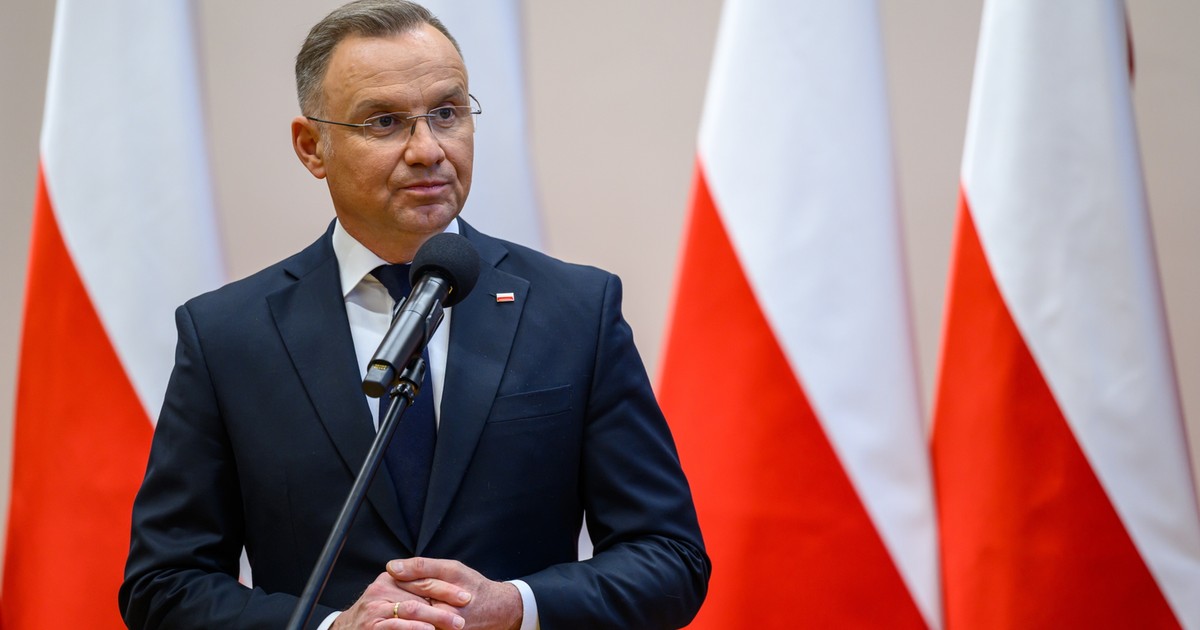 Żaden z poprzednich lokatorów pałacu prezydenckiego nie zamienił się w mema [OPINIA]