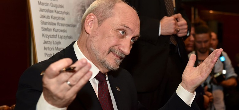Wszystkie rozdźwięki Macierewicza. Jego zapowiedzi nie pokrywają się z tym, co mówi i robi wojsko