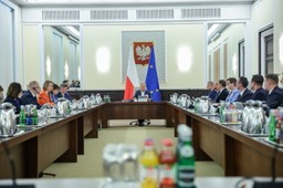 Rząd przyjął nowelizację Prawa farmaceutycznego. Co się zmieni?