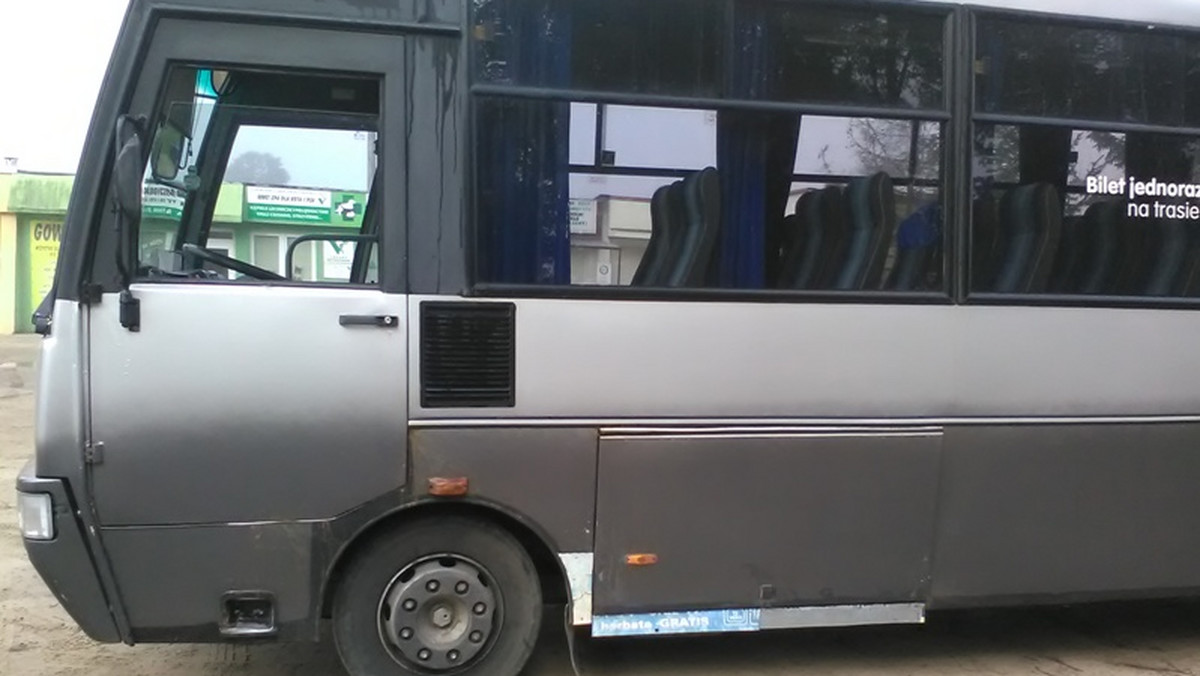 Inspektorzy z Wojewódzkiego Inspektoratu Transportu Drogowego w Olsztynie rozpoczęli działania pod nazwą "Gimbus". W blisko połowie sprawdzonych autobusów stwierdzono usterki. Część nie mogła w ogóle wyjechać w trasy.