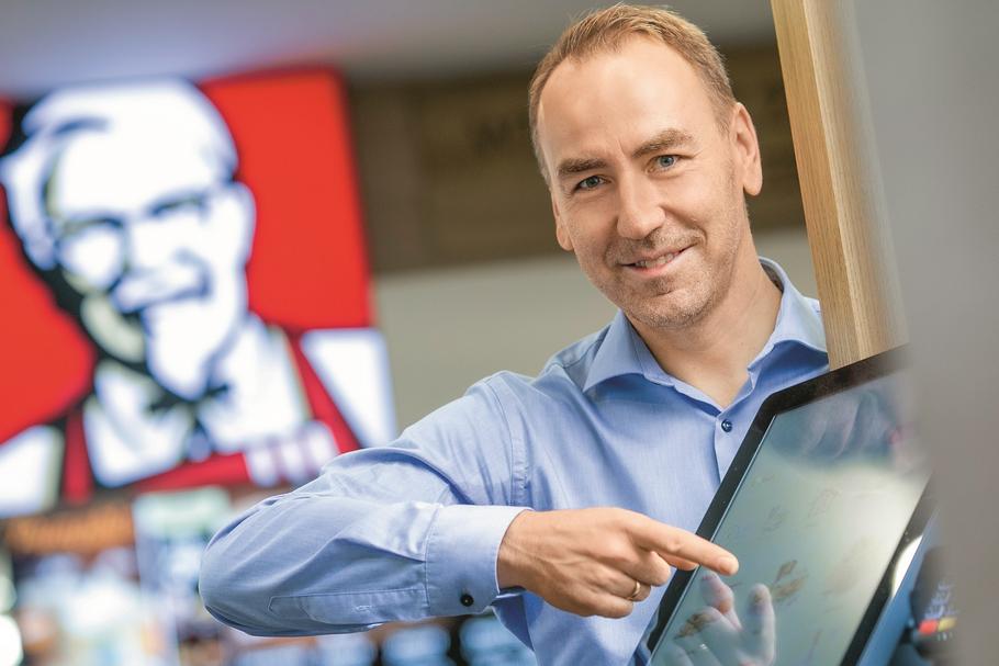 Jarosław Leśniewski to inżynier, który odnalazł się w biznesie. Jego M4B zaopatruje w swoje produkty m.in. KFC, Burger Kinga, CCC czy BP