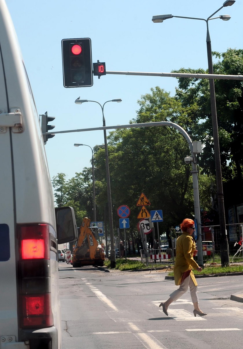 Stołeczni urzędnicy nie chcą sekundników