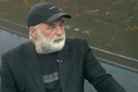 BRANISLAV LEČIĆ NE LIČI NA SEBE Glumac pustio sedu bradu i kosu, mnogi ga nisu prepoznali: "Je li ovo stvarno on?"