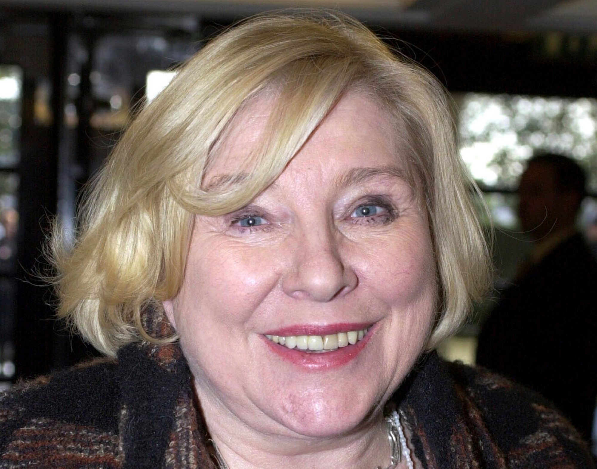 Svet opustila slávna spisovateľka Fay Weldon. 