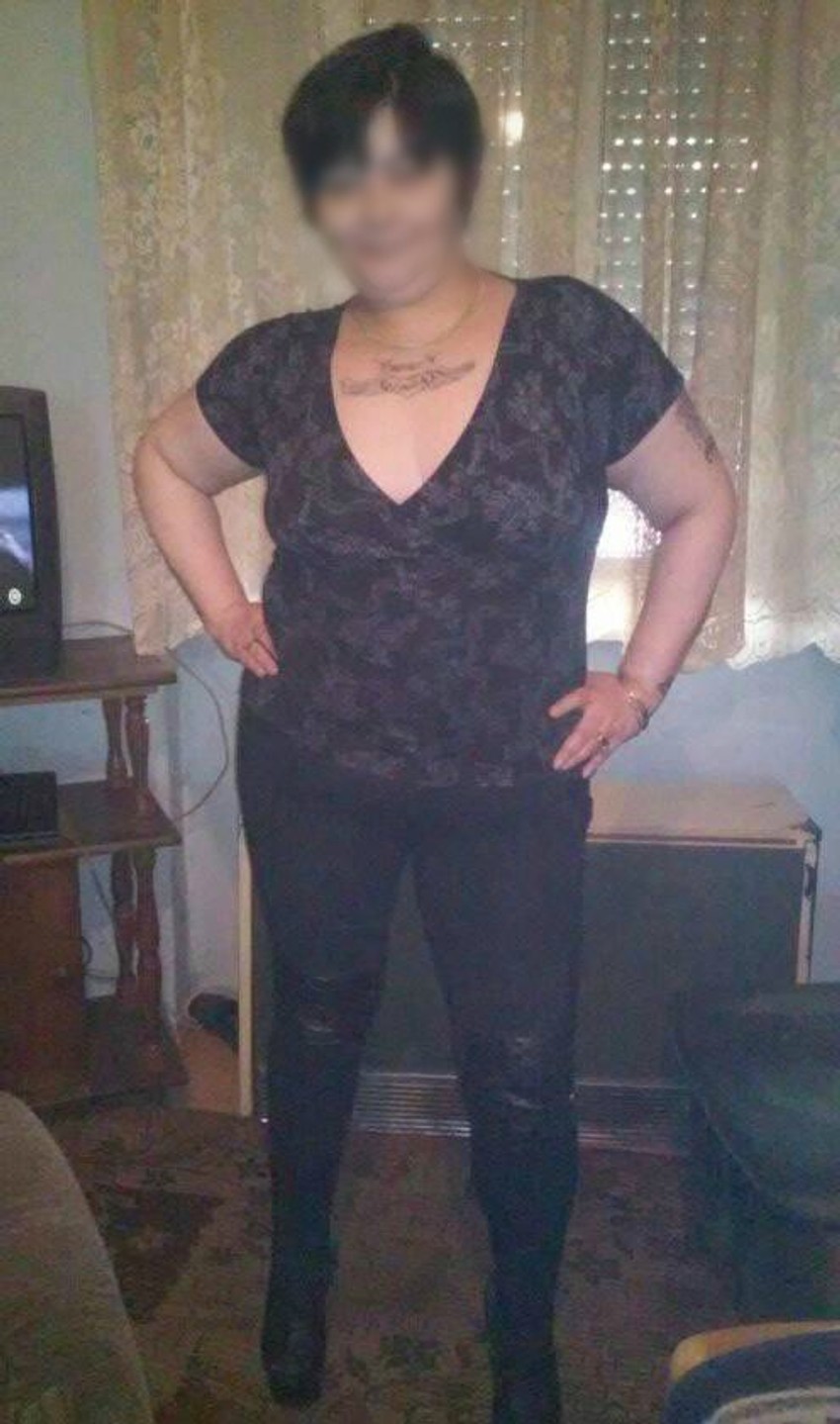 MAJKA-MAKRO PODVODILA ĆERKU ZA 50 EVRA Njene objave po društvenim mrežama IZAZIVAJU JEZU