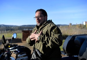 Gonzalo Sančez, heroj Španije, šest sati je prevozio povređene i spasioce na svom kvadu posle sudara vozova