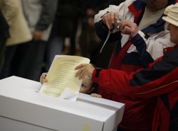 Politycy chcą wcześniejszych wyborów