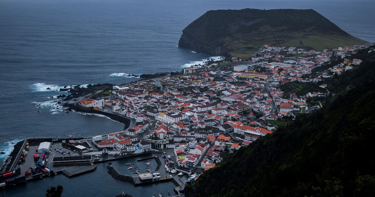 Navios petroleiros russos desaparecem dos sistemas de vigilância perto das ilhas portuguesas dos Açores quando operação sombria ‘alcança o céu’ em meio à guerra na Ucrânia