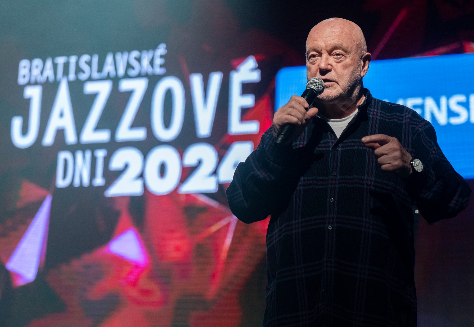 Jazzový spevák Peter Lipa.