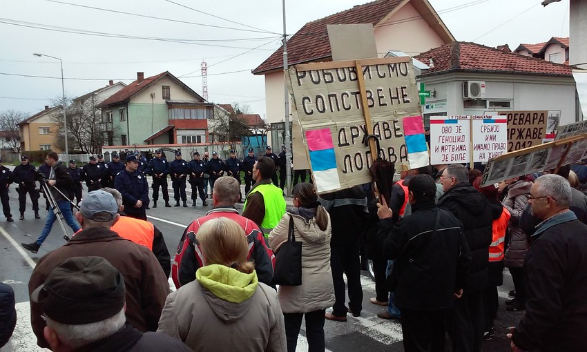 Policija zaustavila radnike koji su krenuli da blokiraju Ibarsku magistralu