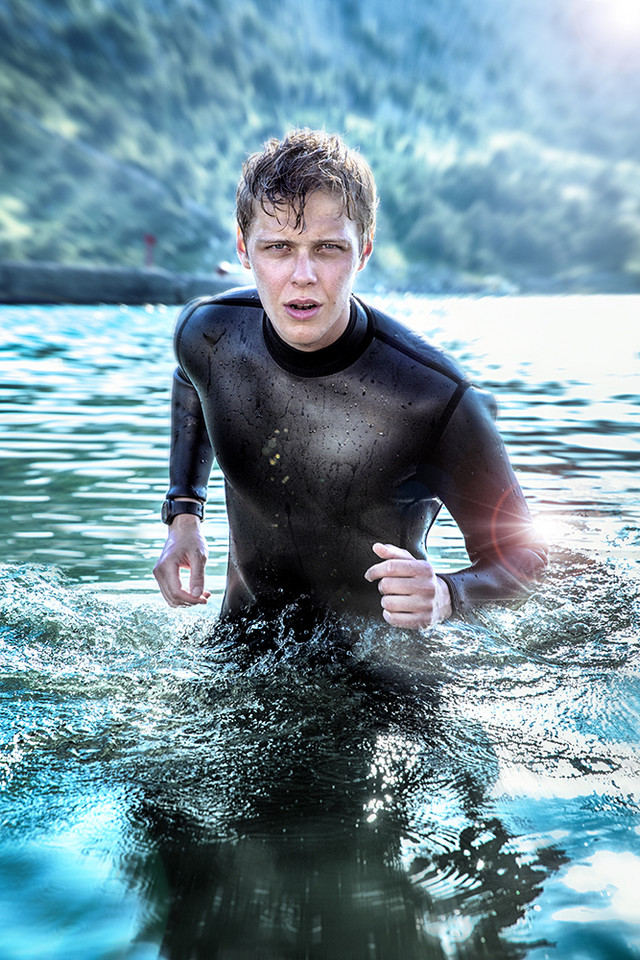 Jakub Gierszał krańcowo wyczerpany. Zobacz zdjęcia z filmu "Najlepszy" Plejada.pl