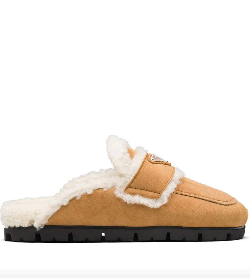 Pantalon de survêtement beige en cachemire mélangé de Burberry, environ 855 francs, via Mr Porter.