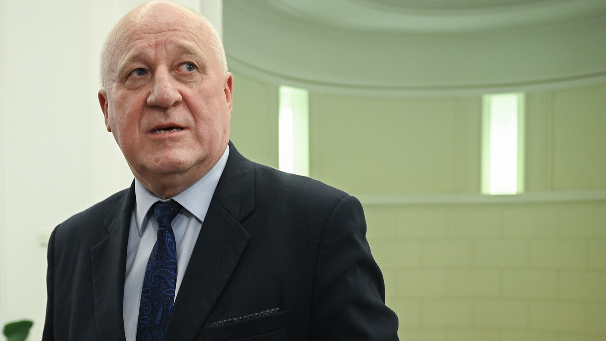 Szef PKW Sylwester Marciniak prosi ministra finansów Andrzeja Domańskiego o wskazanie podstawy prawnej wniosku dotyczącego uchwały PKW ws. finansów komitetu PiS [Źródło: PAP]