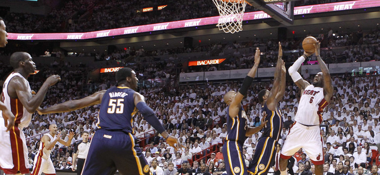 NBA: Clippers w półfinale, LeBron James poprowadził Miami do zwycięstwa